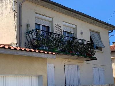 Immeuble - 143 m² - 7 pièces