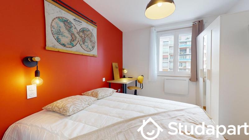 Chambre - 10 m² - 1 pièce