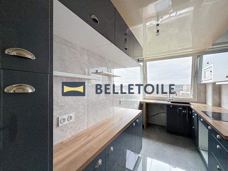 Appartement - 80 m² - 3 pièces