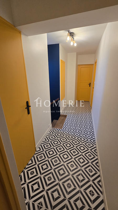 Local d'activités - 150 m²