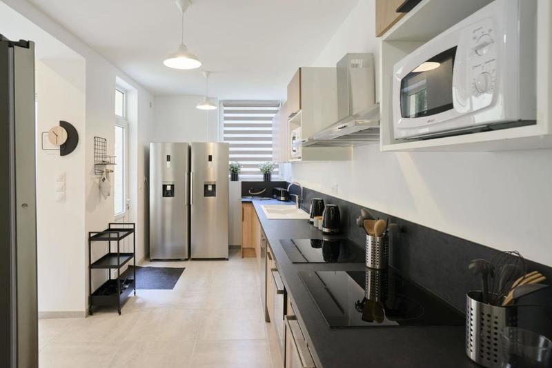 Maison - 175 m² - 10 pièces