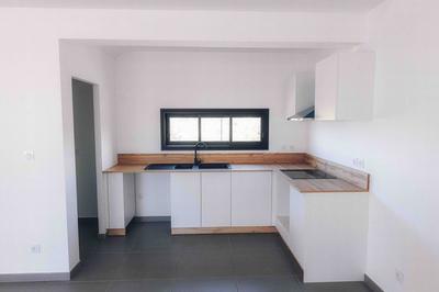 Villa - 94 m² - 4 pièces