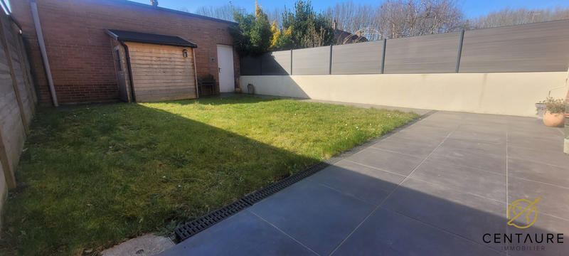 Maison - 92 m² - 4 pièces