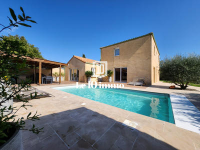 Maison - 180 m² - 7 pièces