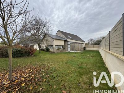 Maison - 156 m² - 9 pièces