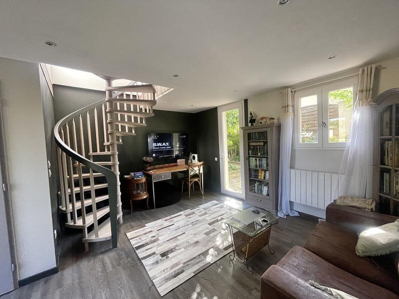 Villa - 210 m² - 9 pièces