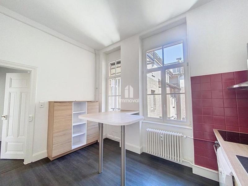 Appartement - 176 m² - 6 pièces