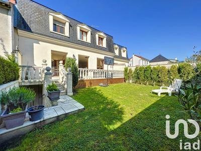 Maison - 160 m² - 7 pièces