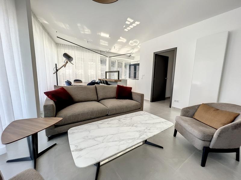 Appartement - 120 m² - 4 pièces