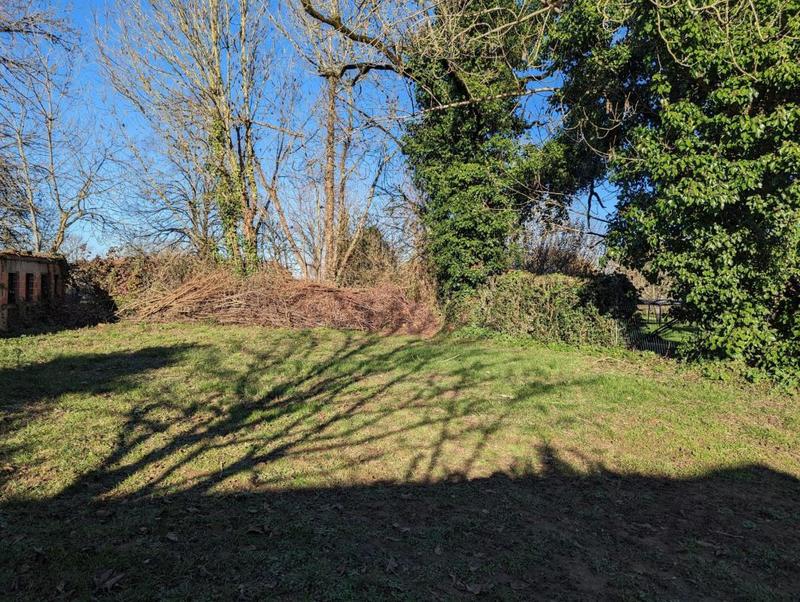 Terrain constructible - 465 m²