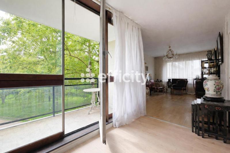 Appartement - 105 m² - 5 pièces