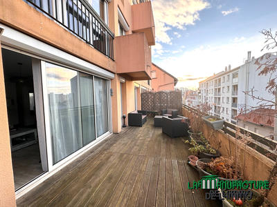 Appartement - 60 m² - 2 pièces
