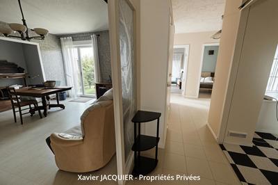 Maison - 94 m² - 5 pièces