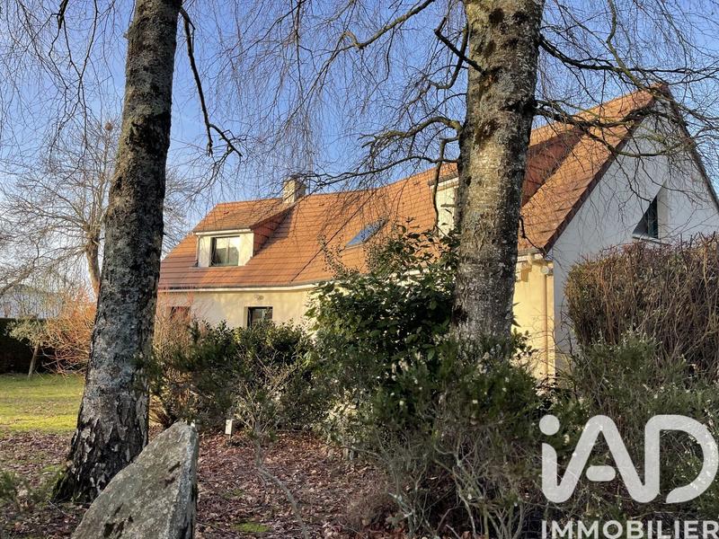 Maison - 189 m² - 8 pièces