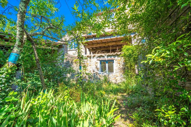 Maison en pierre - 130 m² - 6 pièces