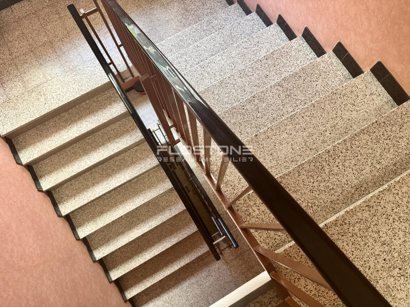 Appartement - 82 m² - 4 pièces