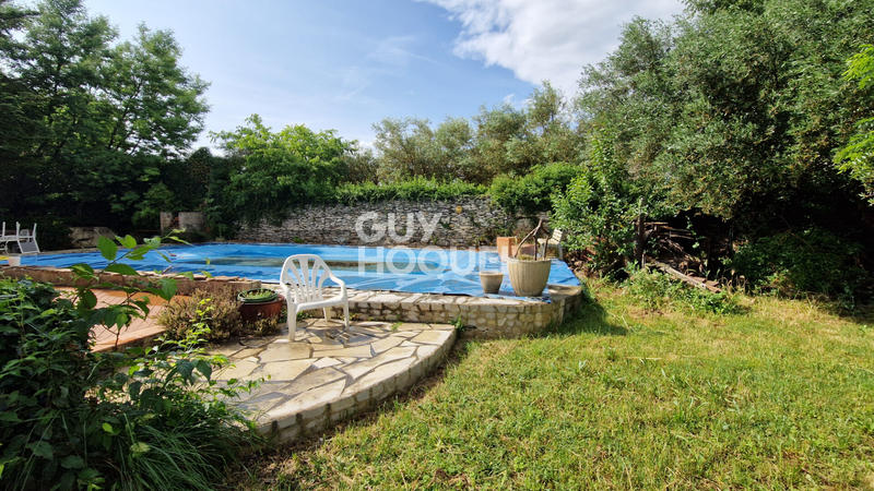 Maison - 227 m² - 9 pièces