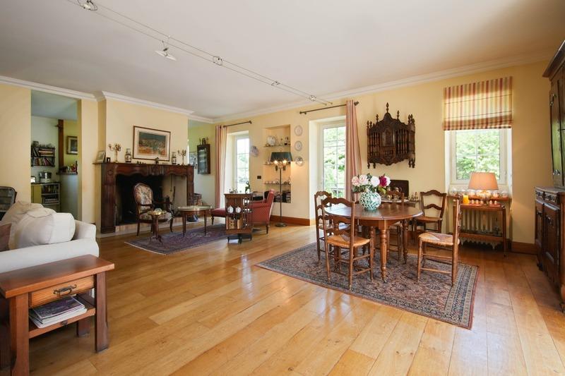 Propriété - 430 m² - 8 pièces