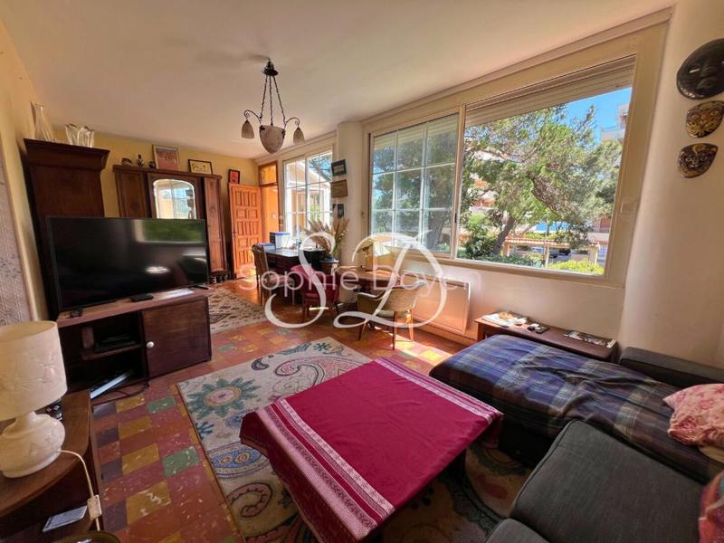 Maison - 122 m² - 7 pièces