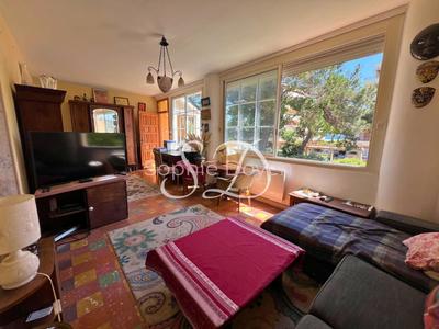 Maison - 122 m² - 7 pièces