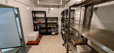 Local commercial - 344 m²