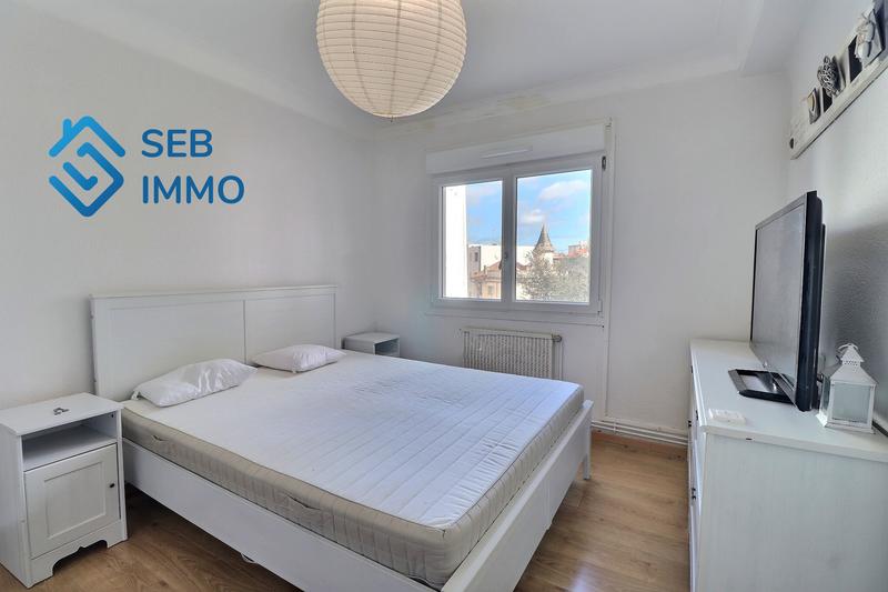 Appartement - 97 m² - 4 pièces