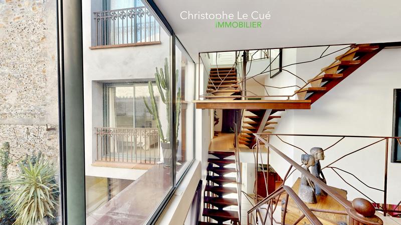 Maison en pierre - 256 m² - 8 pièces