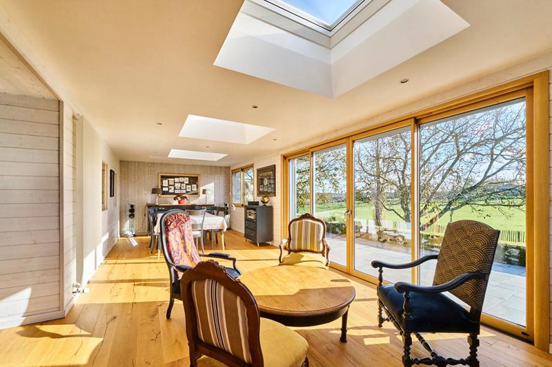 Maison - 189 m² - 6 pièces