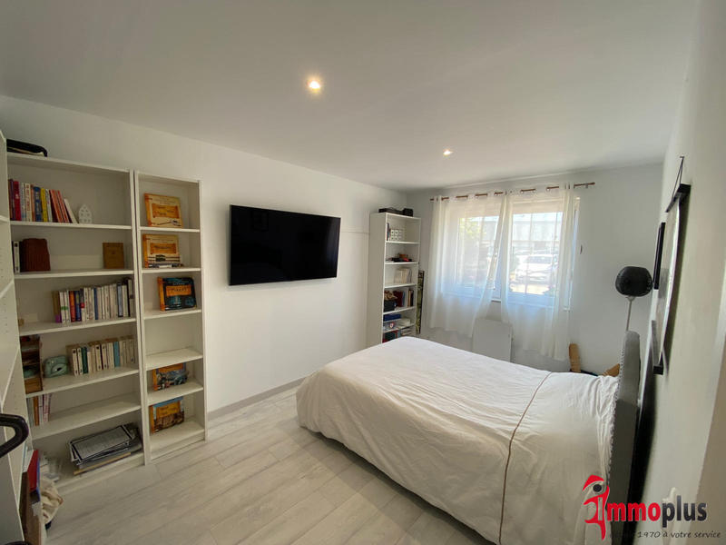 Maison - 200 m² - 8 pièces