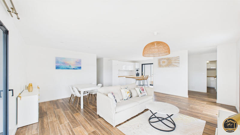 Maison - 118 m² - 4 pièces