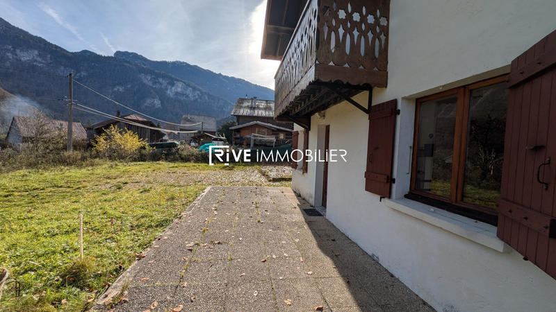 Maison - 95 m² - 4 pièces