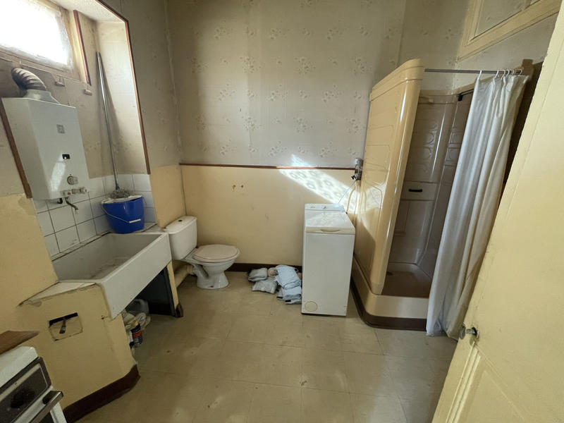 Immeuble - 160 m² - 11 pièces