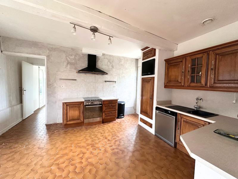 Maison - 161 m² - 8 pièces