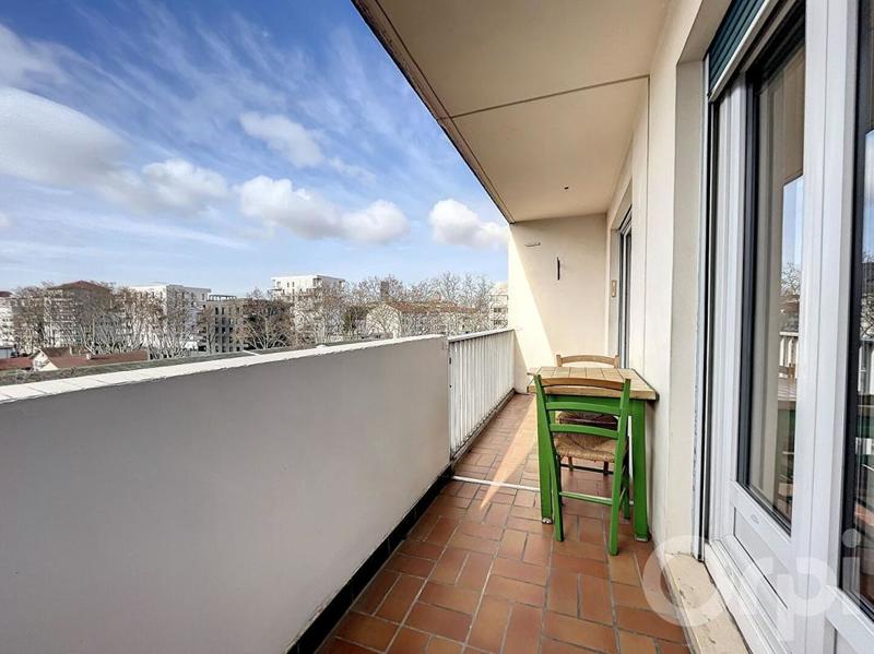 Appartement - 60 m² - 2 pièces