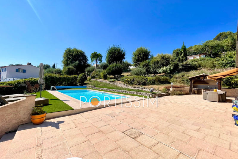 Maison - 149 m² - 6 pièces