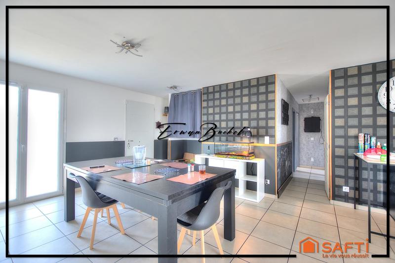 Maison - 111 m² - 5 pièces