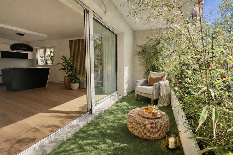 Appartement - 166 m² - 7 pièces