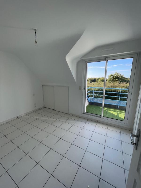 Maison - 99 m² - 5 pièces