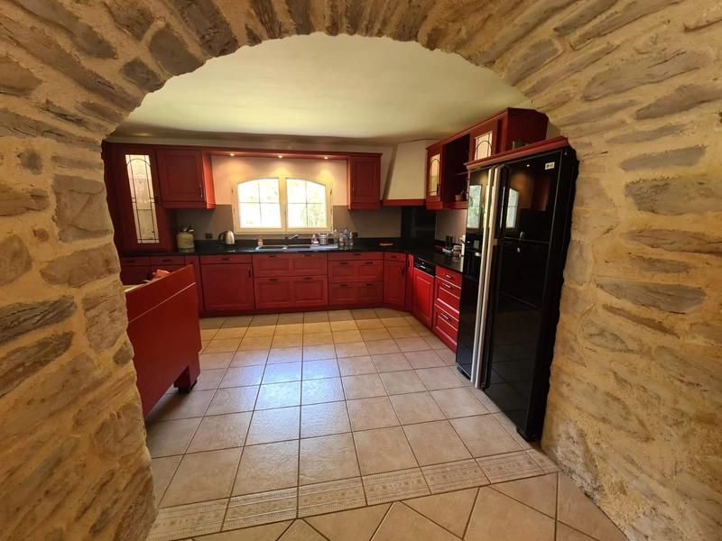 Mas - 437 m² - 11 pièces