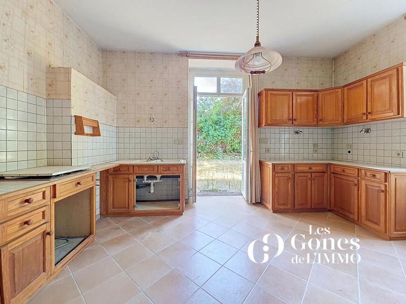 Maison bourgeoise - 260 m² - 7 pièces