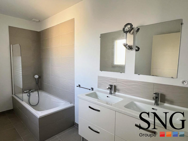 Villa - 111 m² - 5 pièces