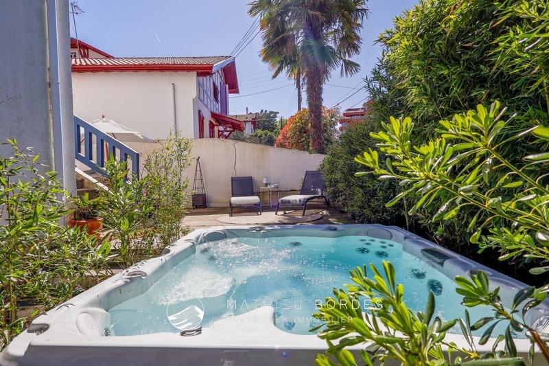 Loft - 132 m² - 5 pièces