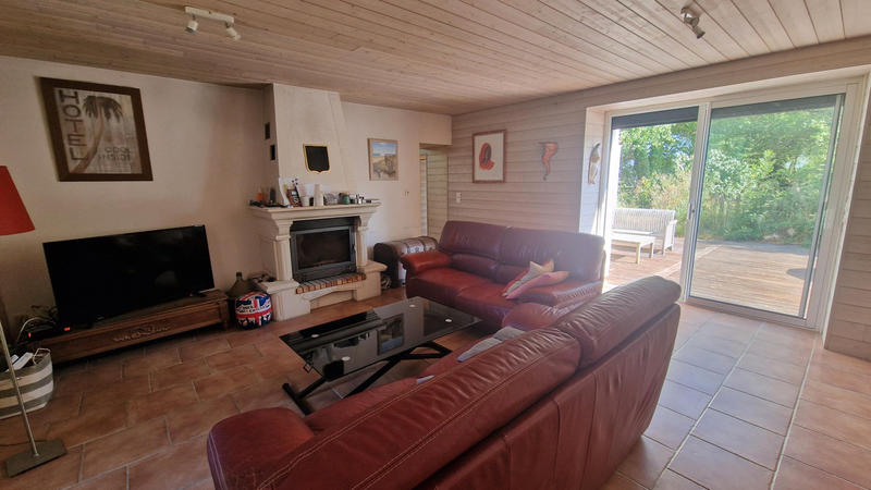 Maison - 245 m² - 8 pièces