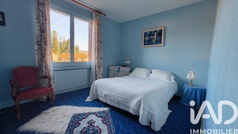 Maison - 252 m² - 12 pièces