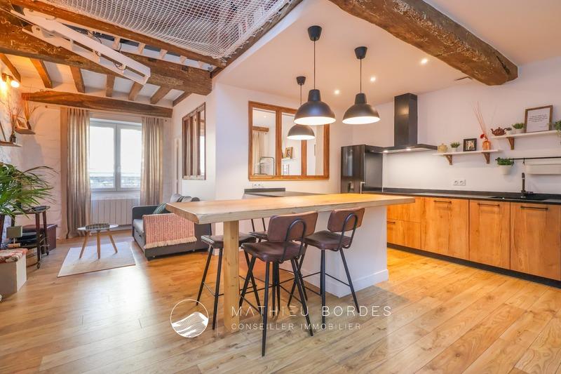 Appartement - 70 m² - 3 pièces