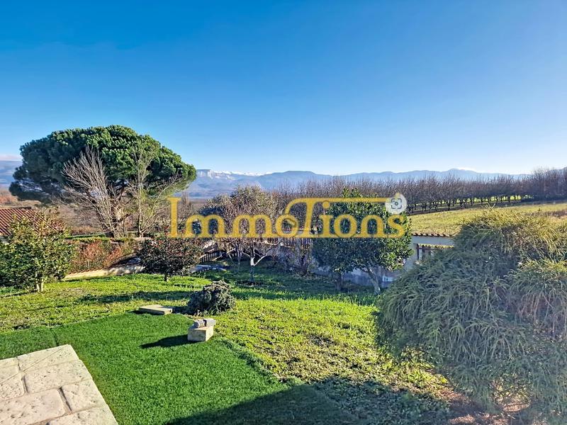 Villa - 200 m² - 6 pièces