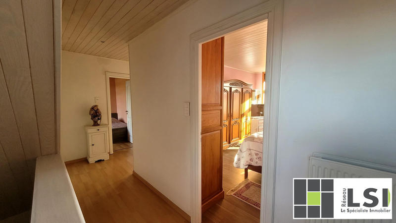 Maison - 141 m² - 9 pièces