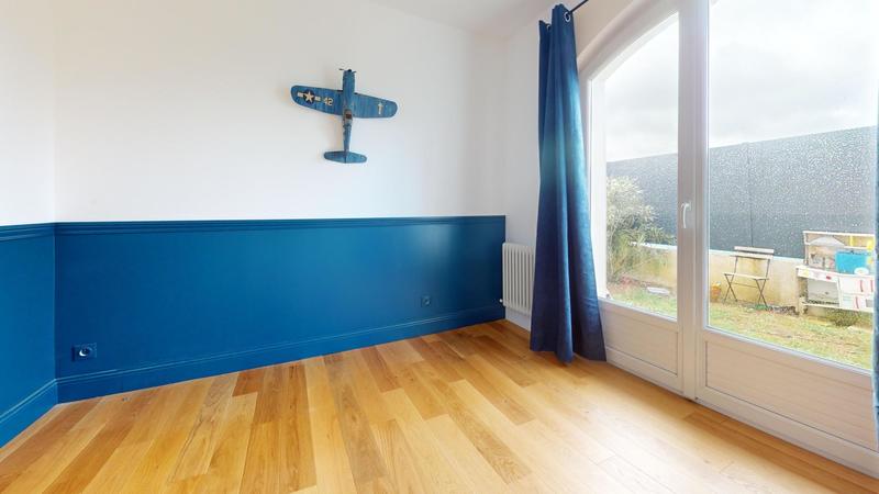 Maison - 180 m² - 8 pièces