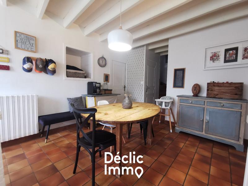 Maison - 207 m² - 8 pièces