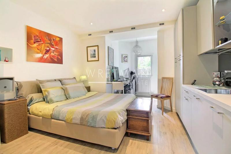 Appartement - 160 m² - 4 pièces